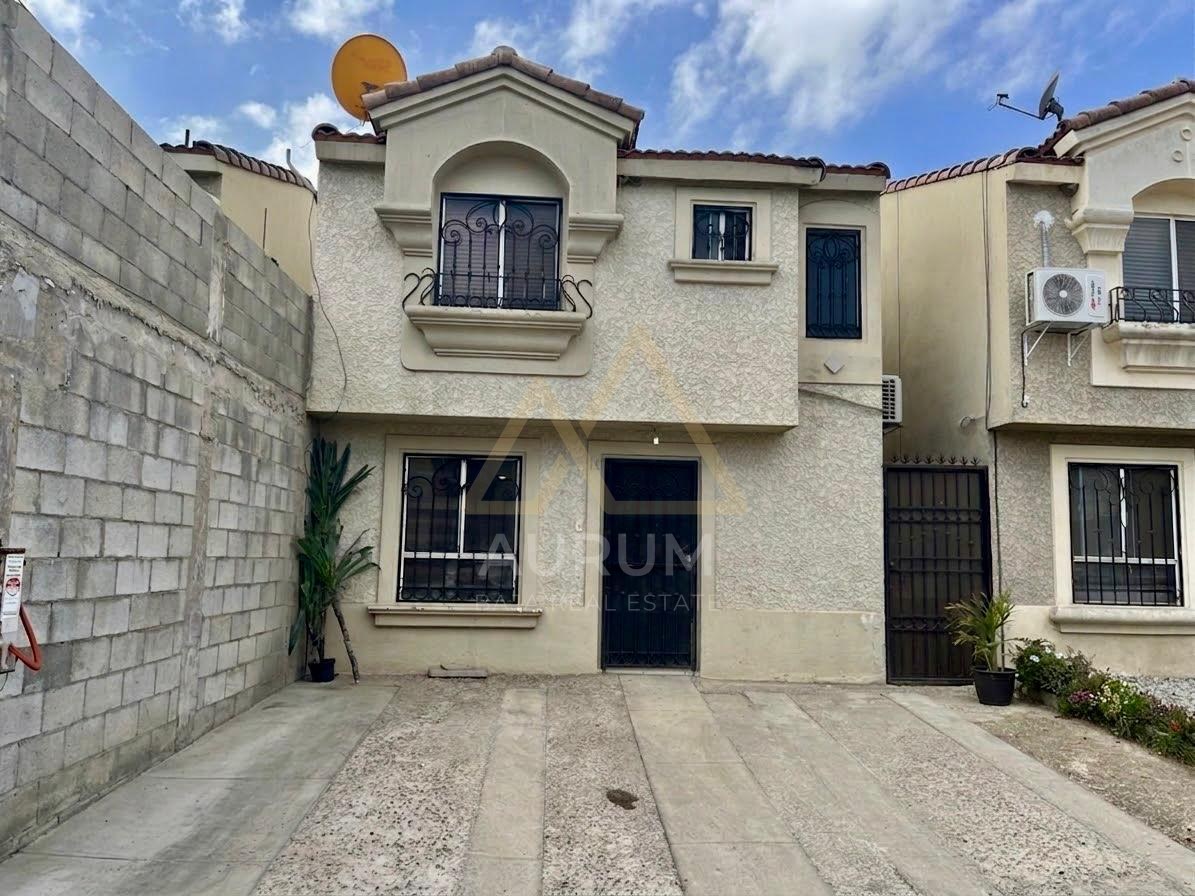 Casa en Venta- Urbiquinta Marsella